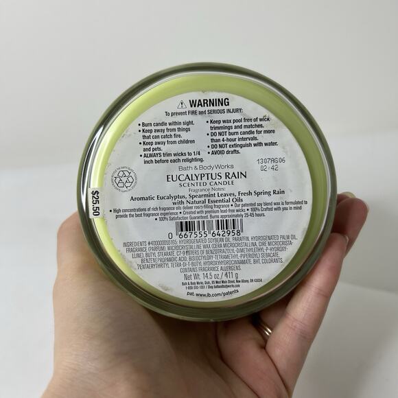 Bath & Body Works 3 Wick Candle 14.5OZ Eucalyptus Rain - Picture 6 of 6